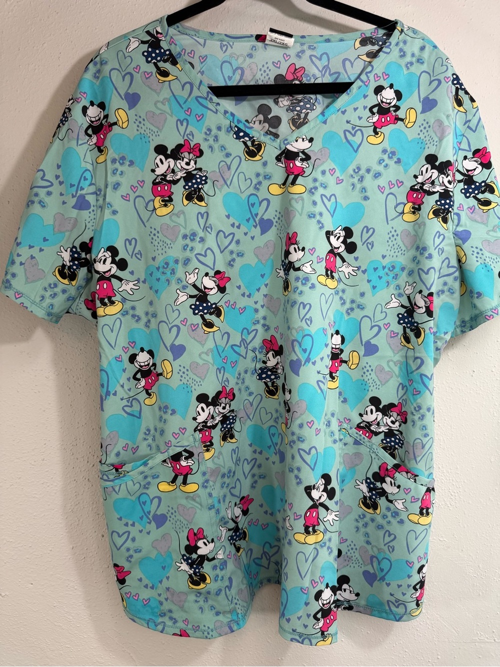 Disney Aqua Minnie & Mickey Heart Print scrub Short Sleeve Top